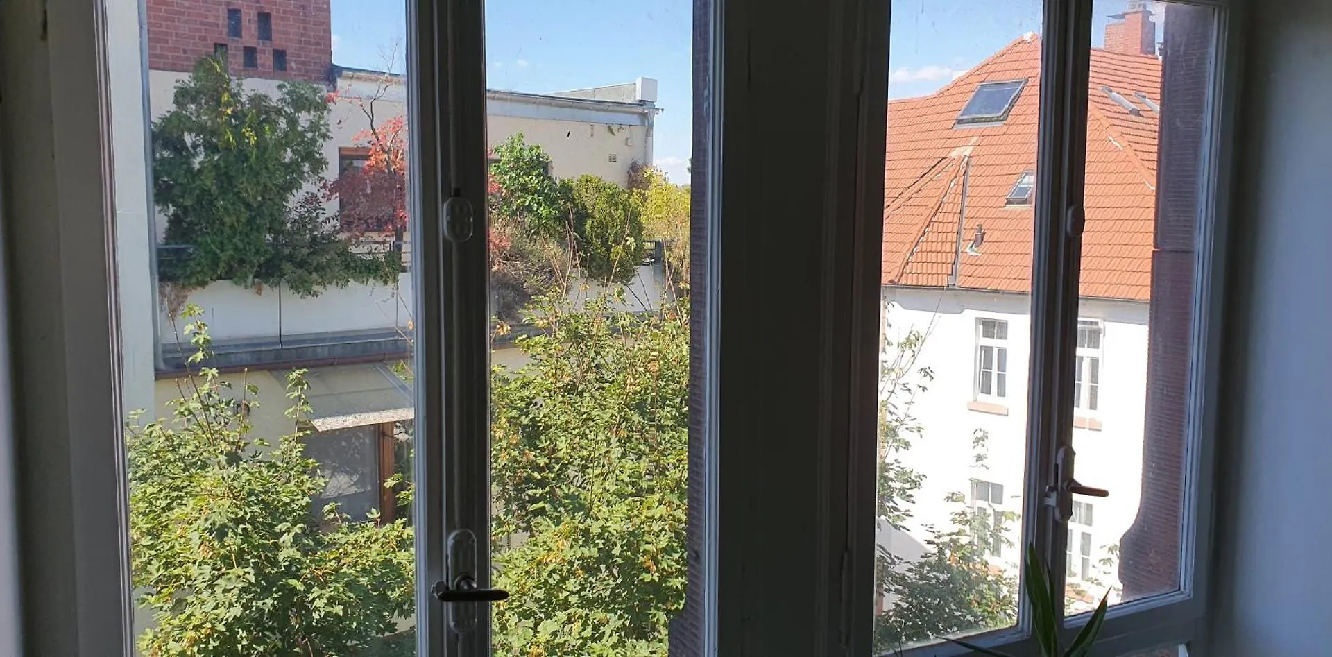 Colodging Mannheim - Private Rooms & Kitchen Homestay